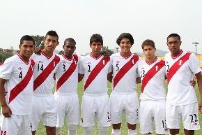 Perú cayó 2-0 ante Argentina en su debut. Foto: Cortesía.